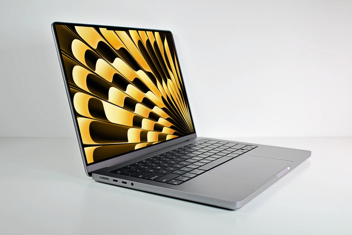 2023 Apple MacBook Pro Laptop 14-inch M2 Max – 96GB RAM 1TB SSD 38-Cor