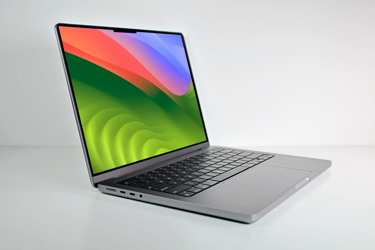 2023 Apple MacBook Pro 14-inch M2 Max – 38-Core GPU 64GB RAM 2TB SSD |