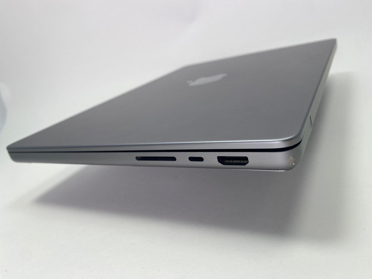 r*o様 US配列/極美品 MacBook Pro 14 M3 1TB Sグレイ Apple MacBook Pro 14-inch with M3 Chi – Rent from $143.70/mo