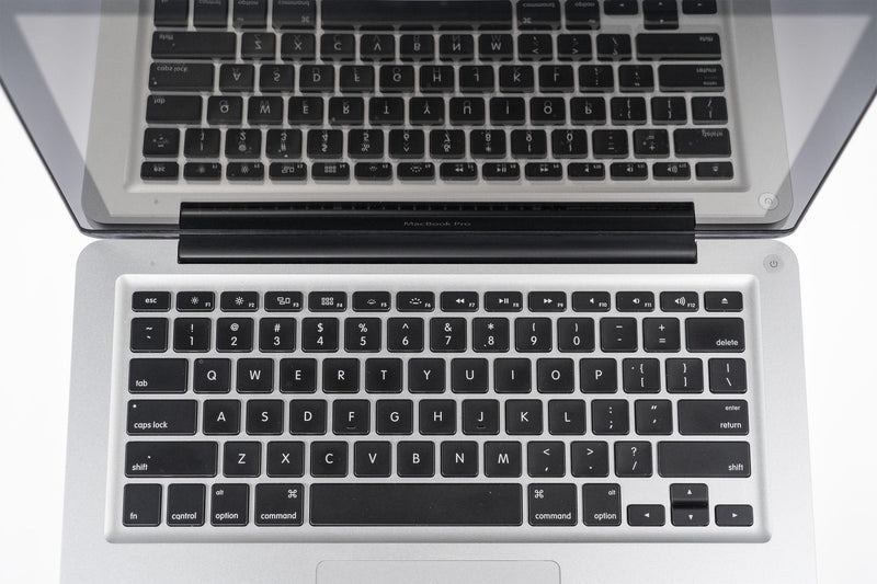 Apple MacBook Pro (13-inch Early 2011) 2.3 GHz 8GB RAM 512GB SSD (Silver)