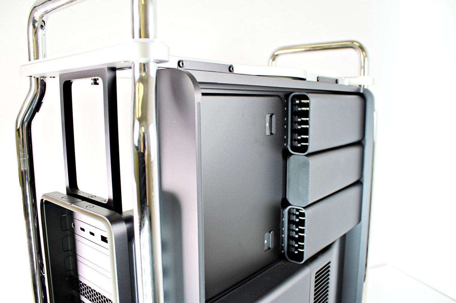 2019 Mac Pro 3.3GHz 12-Core Intel XeonW | Up to 1.5TB RAM | Up to 8TB
