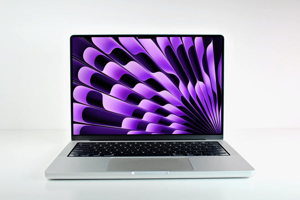 2021_macbook_pro_14in_m1_silve