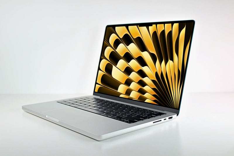 Apple MacBook Pro (2021) 14-inch M1 Max 32-Core GPU 64GB RAM 2TB SSD (READ)