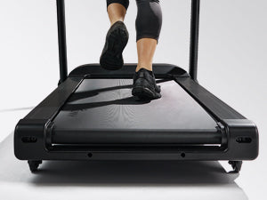 Cinta de correr con motor sin escobillas y inclinación automática inteligente Astra Elite de Sunny Health &amp; Fitness - SF-T722052