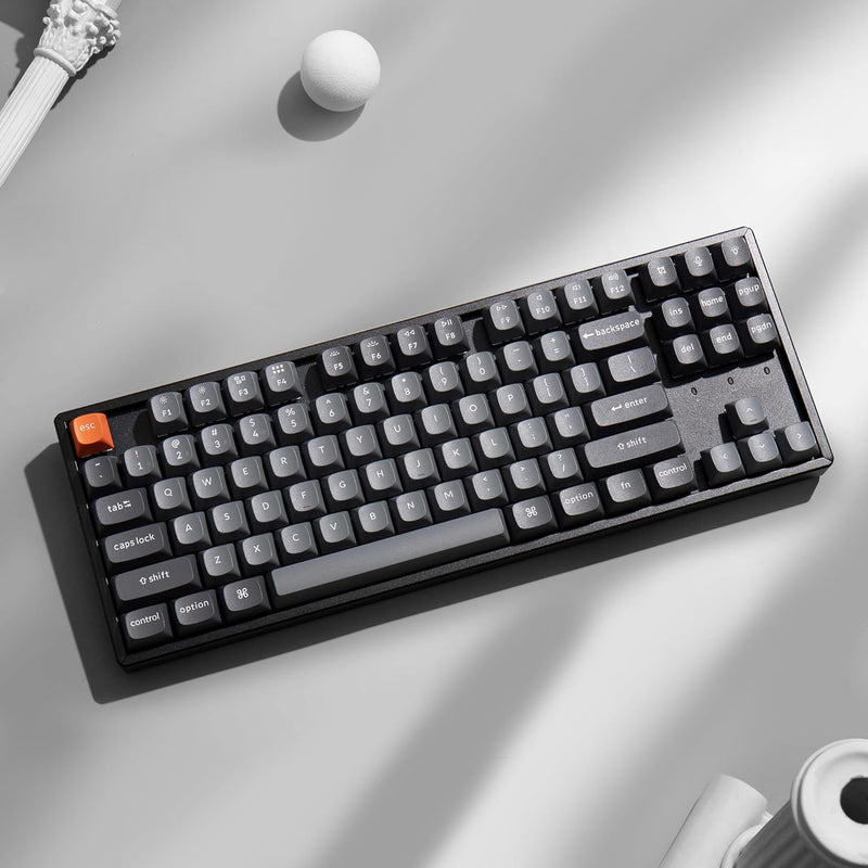 Teclado Keychron K8 Max con retroiluminación RGB intercambiable, interruptores rojos de aluminio - Negro