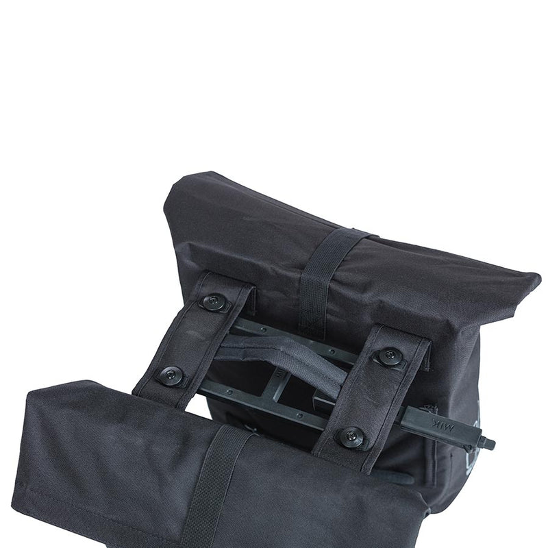 Basil City MIK Pannier 28L Black