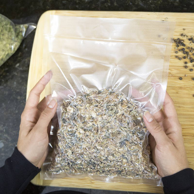 Embossed Vacuum Sealer Bags – 100 Units - 06X10