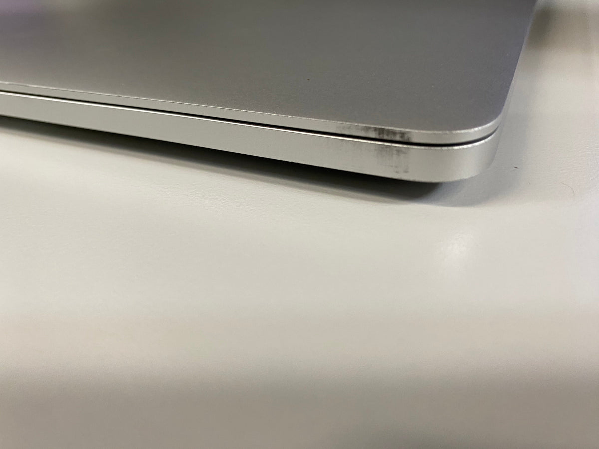 MacBook Pro (2019) 15-Inch - 2.3GHz Core i9 - 5500M - 32GB RAM 1TB SSD