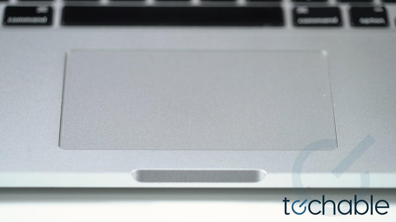 Apple MacBook Pro 15-inch (Mid 2015) 2.8GHz Quad Core i7 16 GB RAM Dual GPU MJLU2LL/A A1398