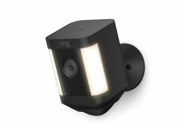 Ring Spotlight Cam Battery Plus / Wellbots