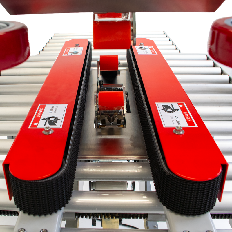 Semi-Automatic Case Sealer with Side Traction for Small/Medium Boxes