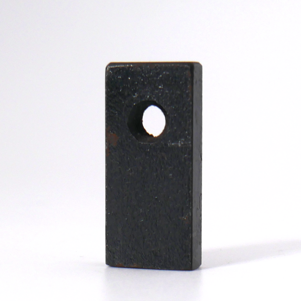 Threaded Retainer for Lateral Entrance Bands