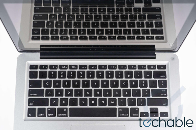 Apple Macbook Pro 13" 2.4GHz Core 2 Duo (Customize IT)