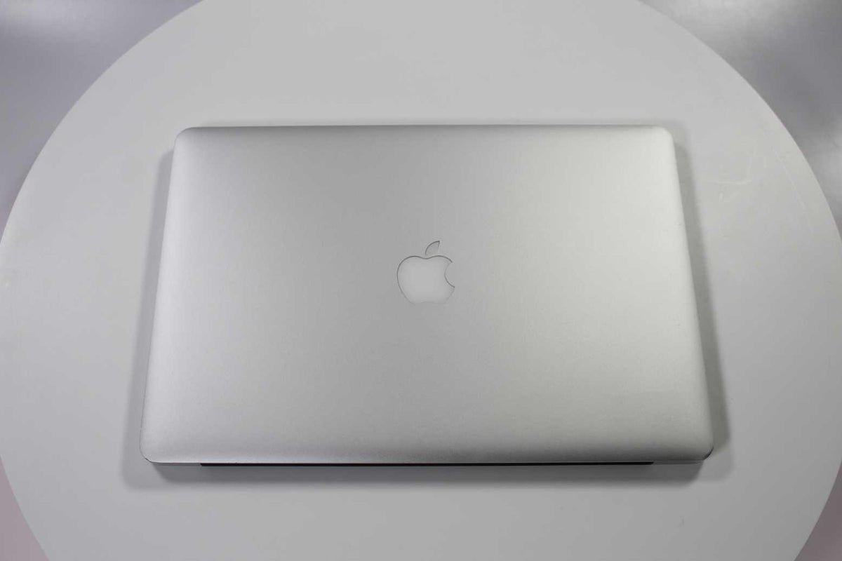 Apple MacBook Pro 15 pulgadas 2014 2.5 GHz Core i7 15