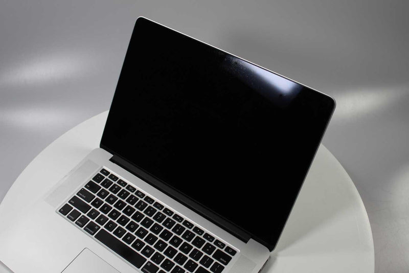 Apple MacBook Pro 15 pulgadas 2014 2.8 GHz Core i7 15" 16 GB RAM Gráficos integrados (especial por desgaste) 