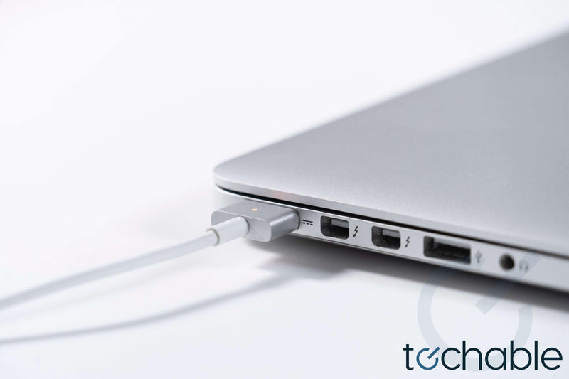 MacBook Pro (Mid 2015) 15-Inch - 2.5GHz Core i5 (DG) - 16GB RAM 512GB SSD