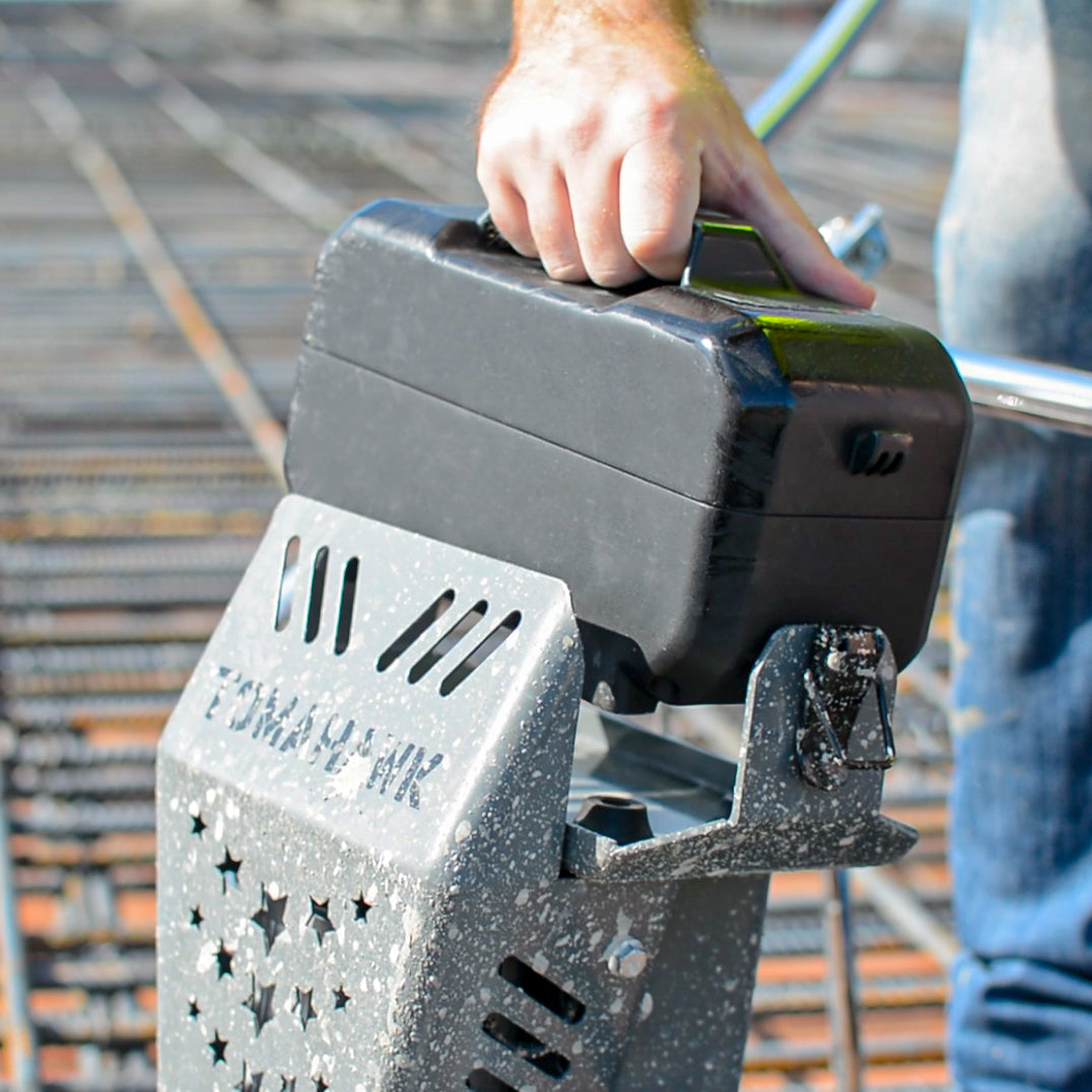 Battery Powered Vibrating Concrete Power Screed 36V/5Ah Float Finishin
