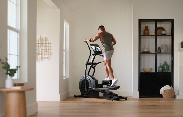 Bicicleta elíptica NordicTrack AirGlide 14i
