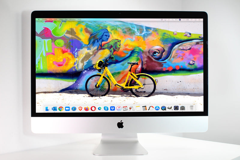 Apple iMac (21.5-inch 2017) 3.4 GHz i5 8GB RAM 1TB Storage (Silver)
