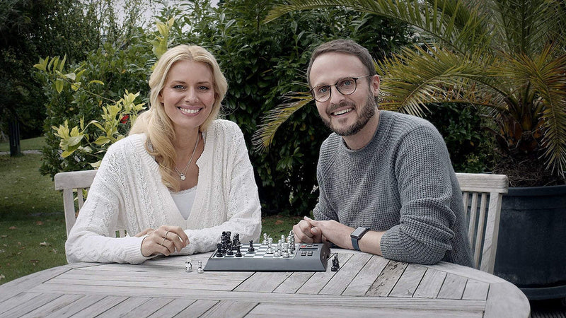 Millenium Chess Genius M812