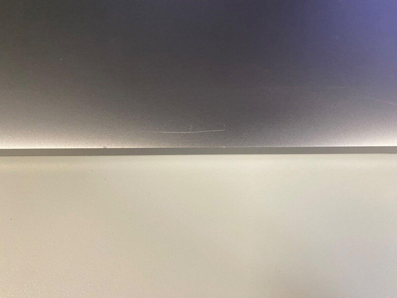 Apple MacBook Pro 15-inch 2017 3.1 GHz Core i7 1TB SSD 16GB RAM Touch Bar