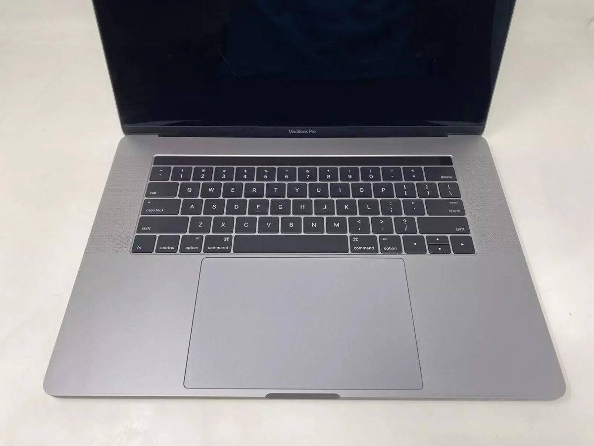 2016 Apple MacBook Pro 15-inch i7 2.7GHz – 16GB RAM 512GB SSD AMD Rade