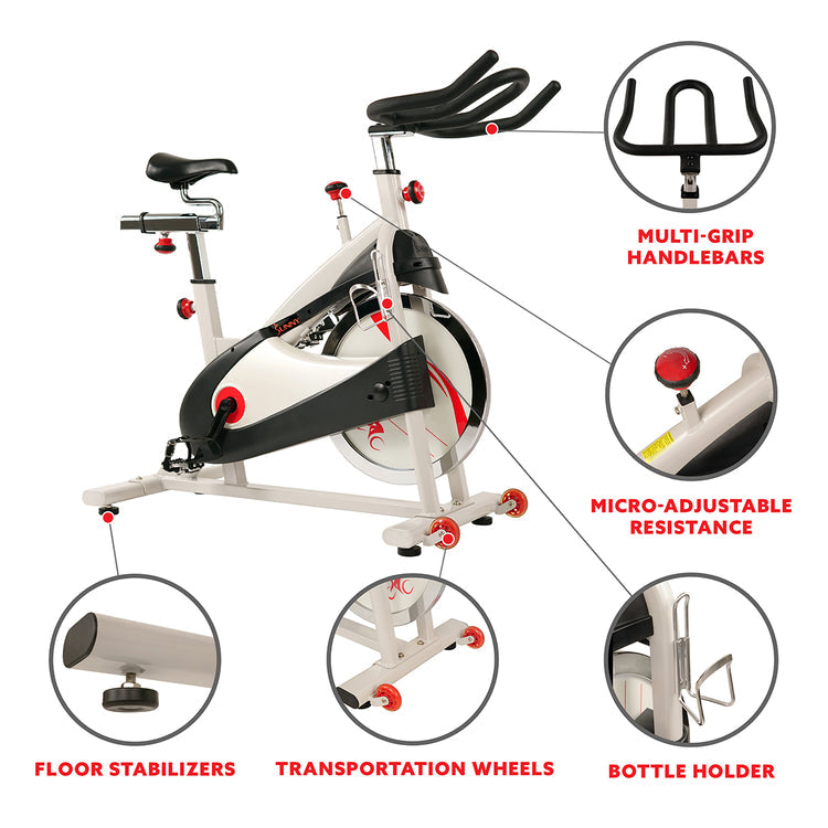 Bicicleta de interior con transmisión por correa y volante de inercia de 40 lb Sunny Health &amp; Fitness con pedales acoplados - SF-B1509