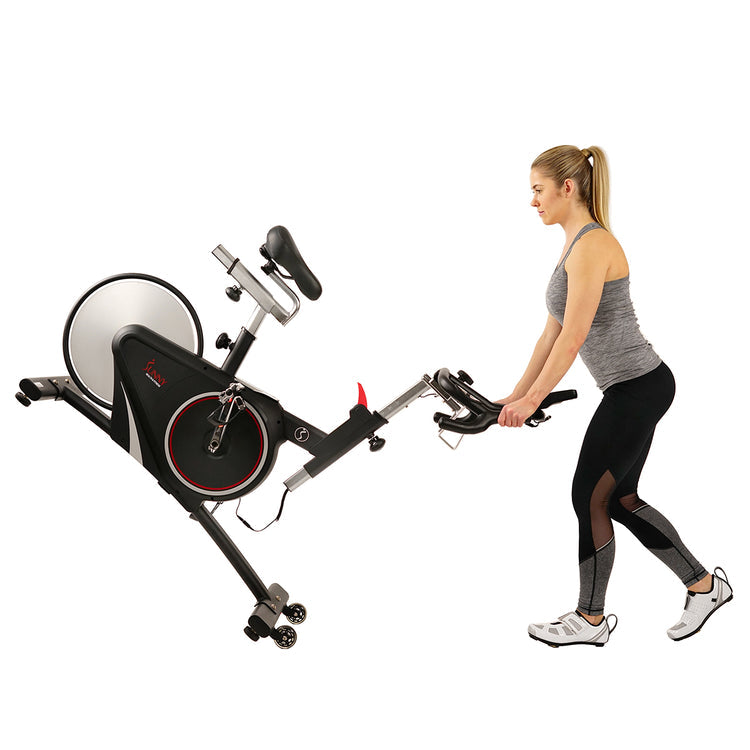 Bicicleta de ciclismo para interiores con transmisión por correa y sistema magnético Sunny Health &amp; Fitness SF-B1709