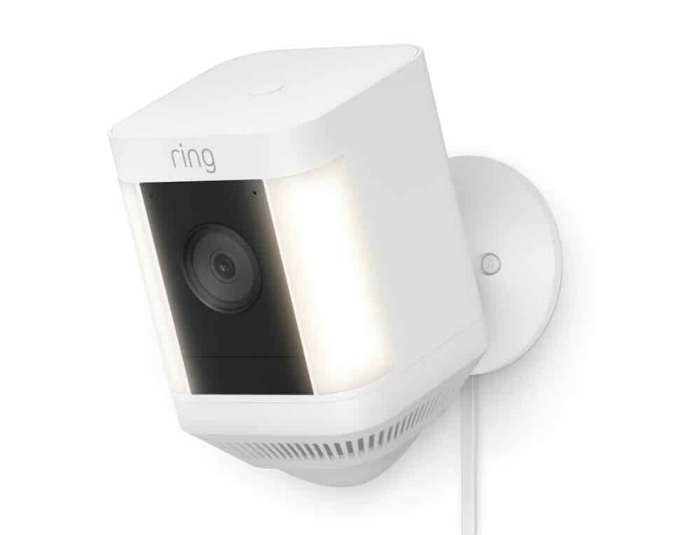 Ring Spotlight Cam Plug-in Plus